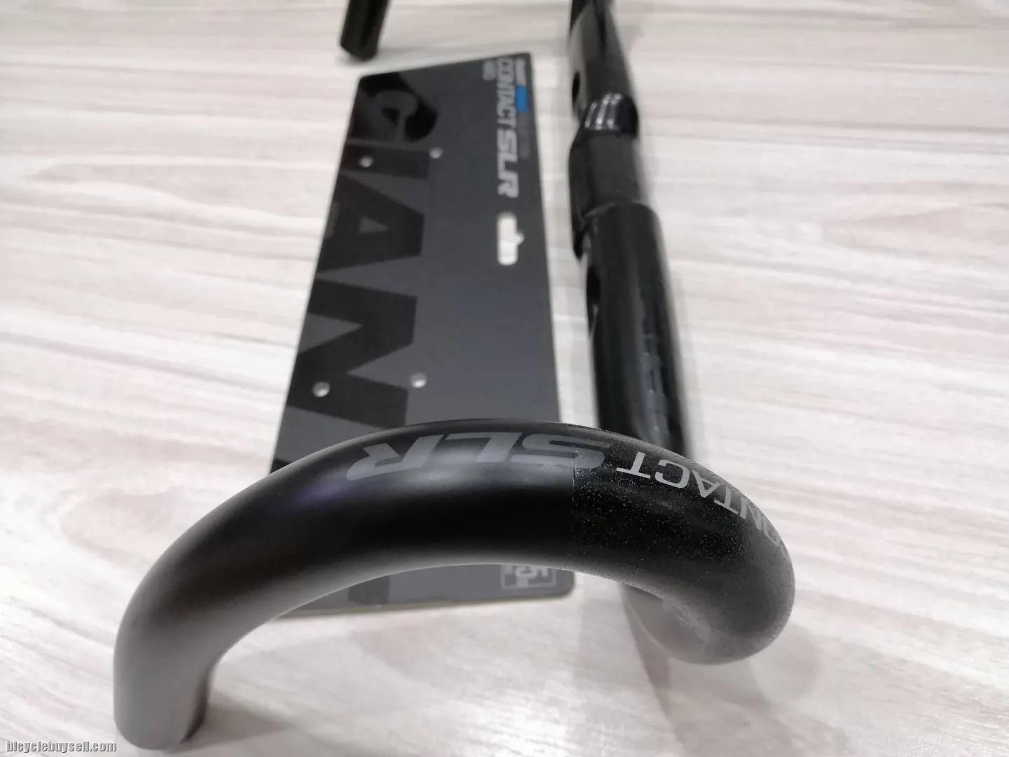 Giant Contact SLR Aero Carbon Handlebar 38cm (Center-to-Center)