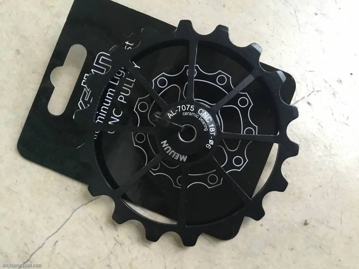 Oversized Ceramic Pulley 18T - free courier