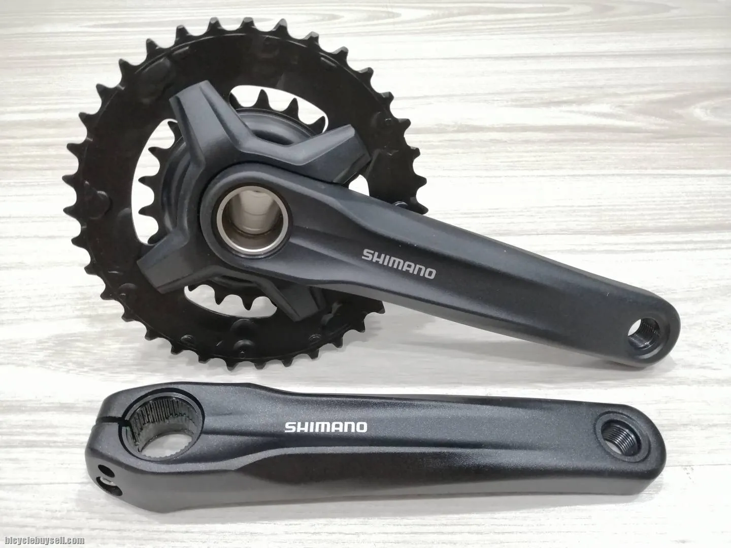 Shimano Alivio MT210 36/22T Crankset With BB