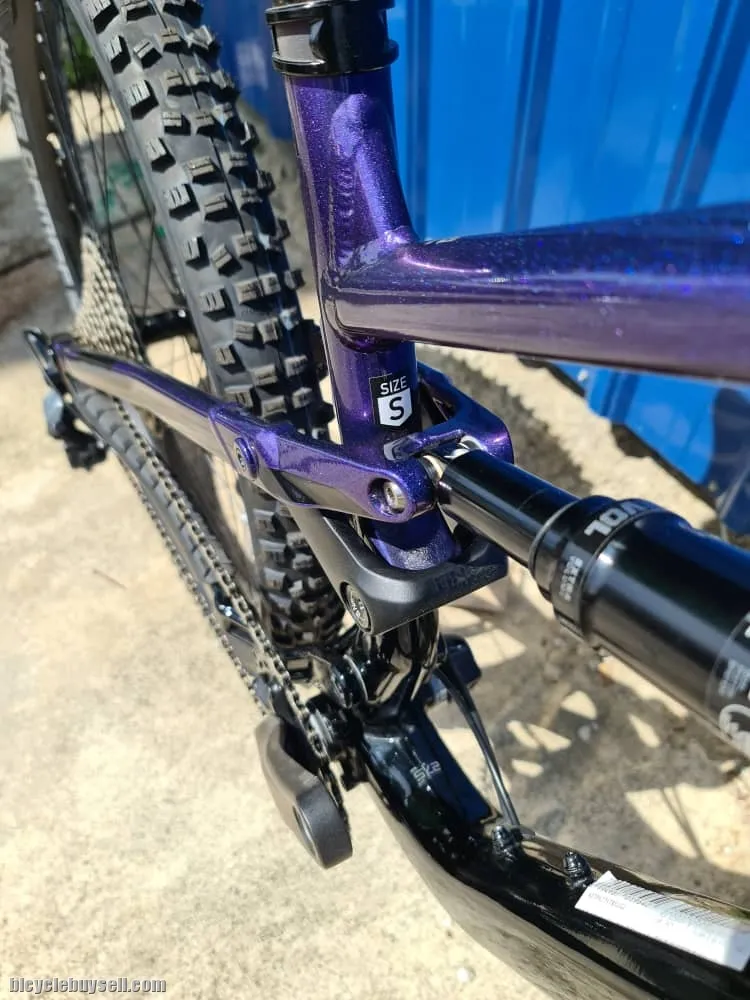 Polygon Siskiu T8 -27.5er M size- (Brand New !!!)