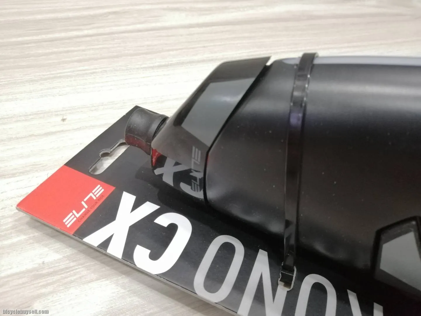 Elite Crono CX Aero Bottle And Bottle Cage