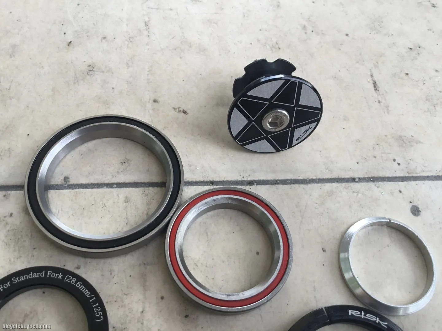 Risk Intergrade Headset Seal Bearing 41.8/52mm - free courier