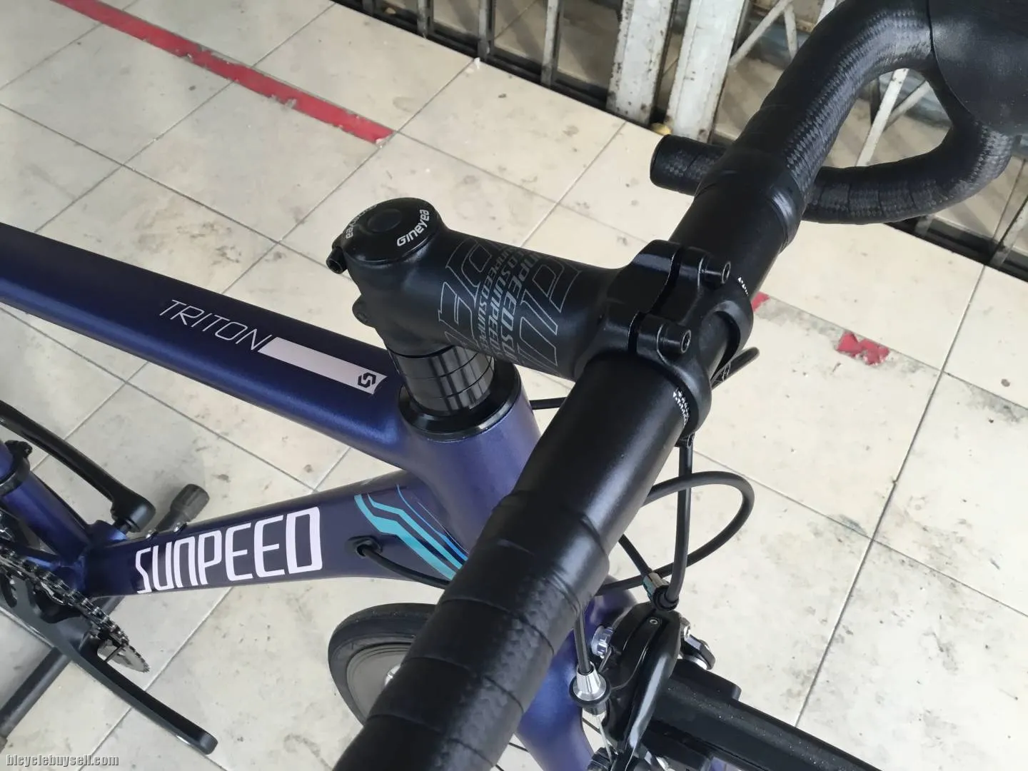 Sunspeed Triton Roadbike Alloy 50cm - free courier