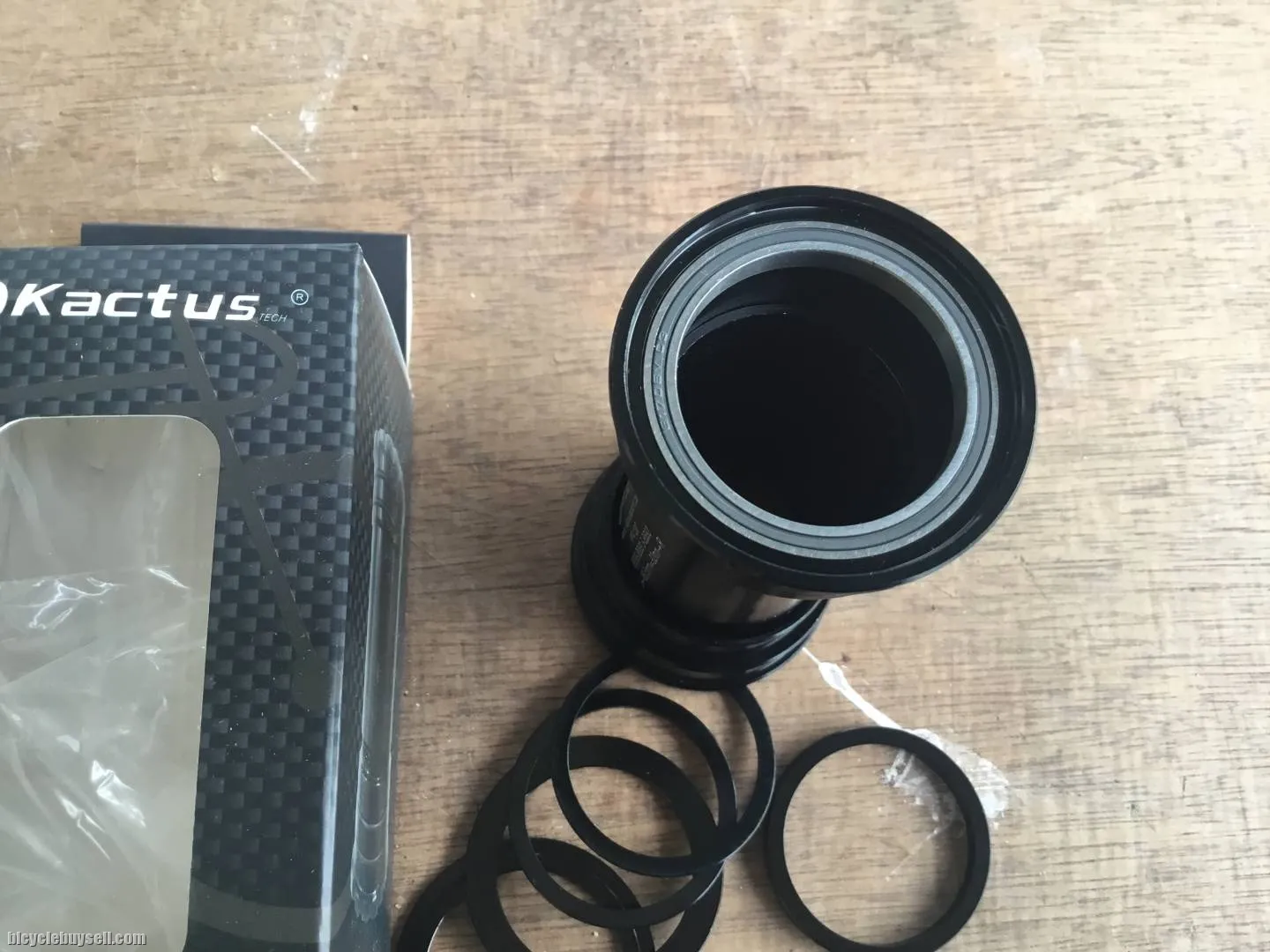 Kactus 4130 Ceramic BB Pressfit - free courier