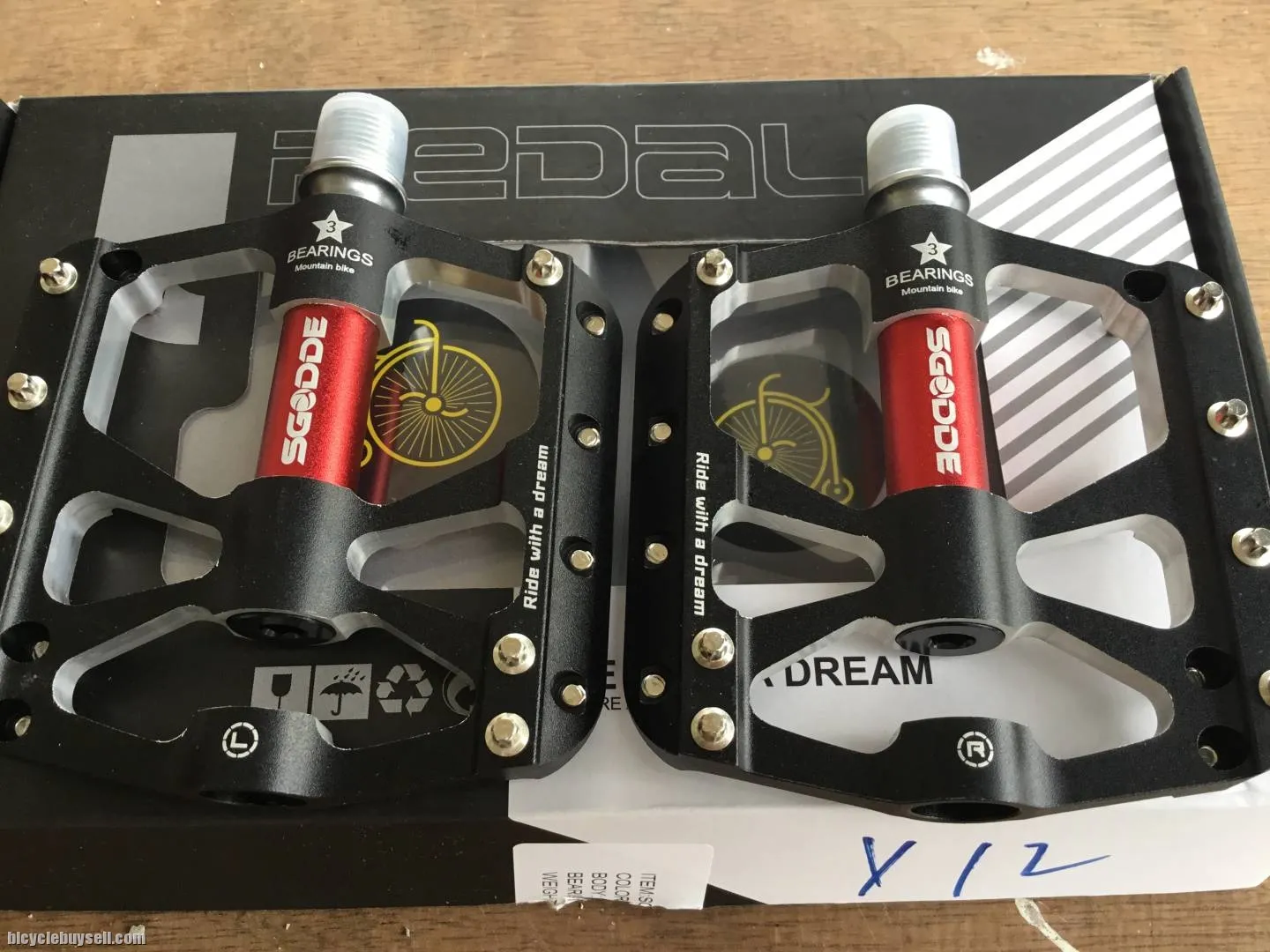 Sgodde 3 SealBearing Pedal  -- free courier