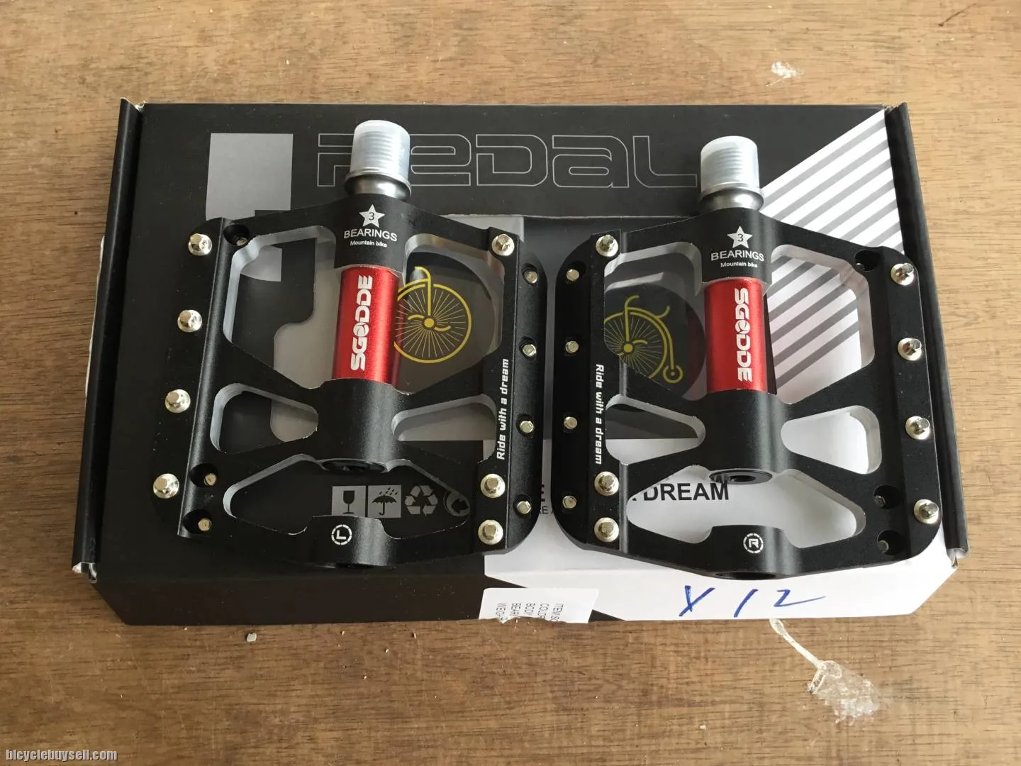 Sgodde 3 SealBearing Pedal  -- free courier