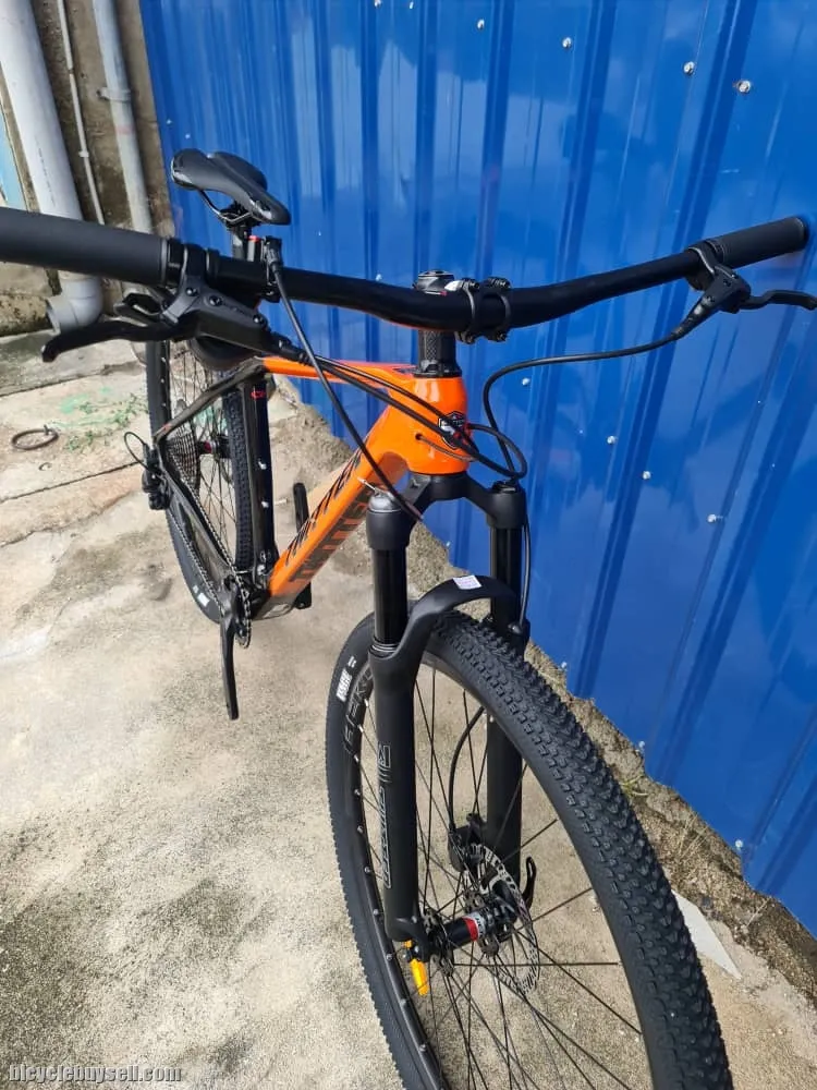 Twitter Predator Pro D2 Carbon - (29er) Deore M6100 (12 speeds) Brand New !!!