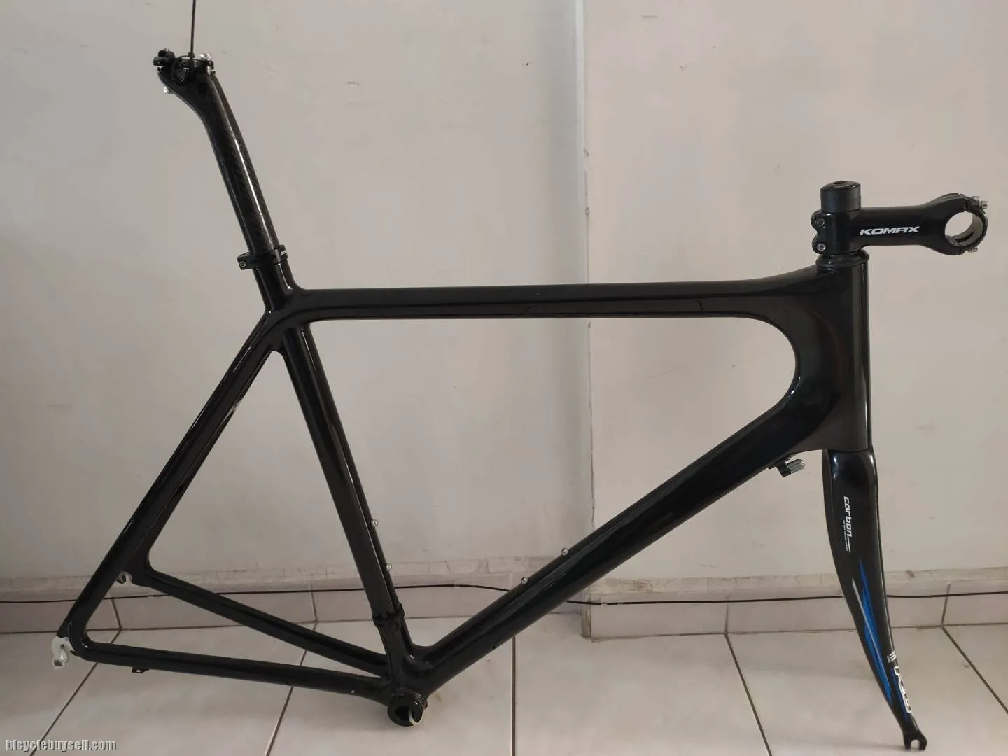 Full carbon road bike frameset