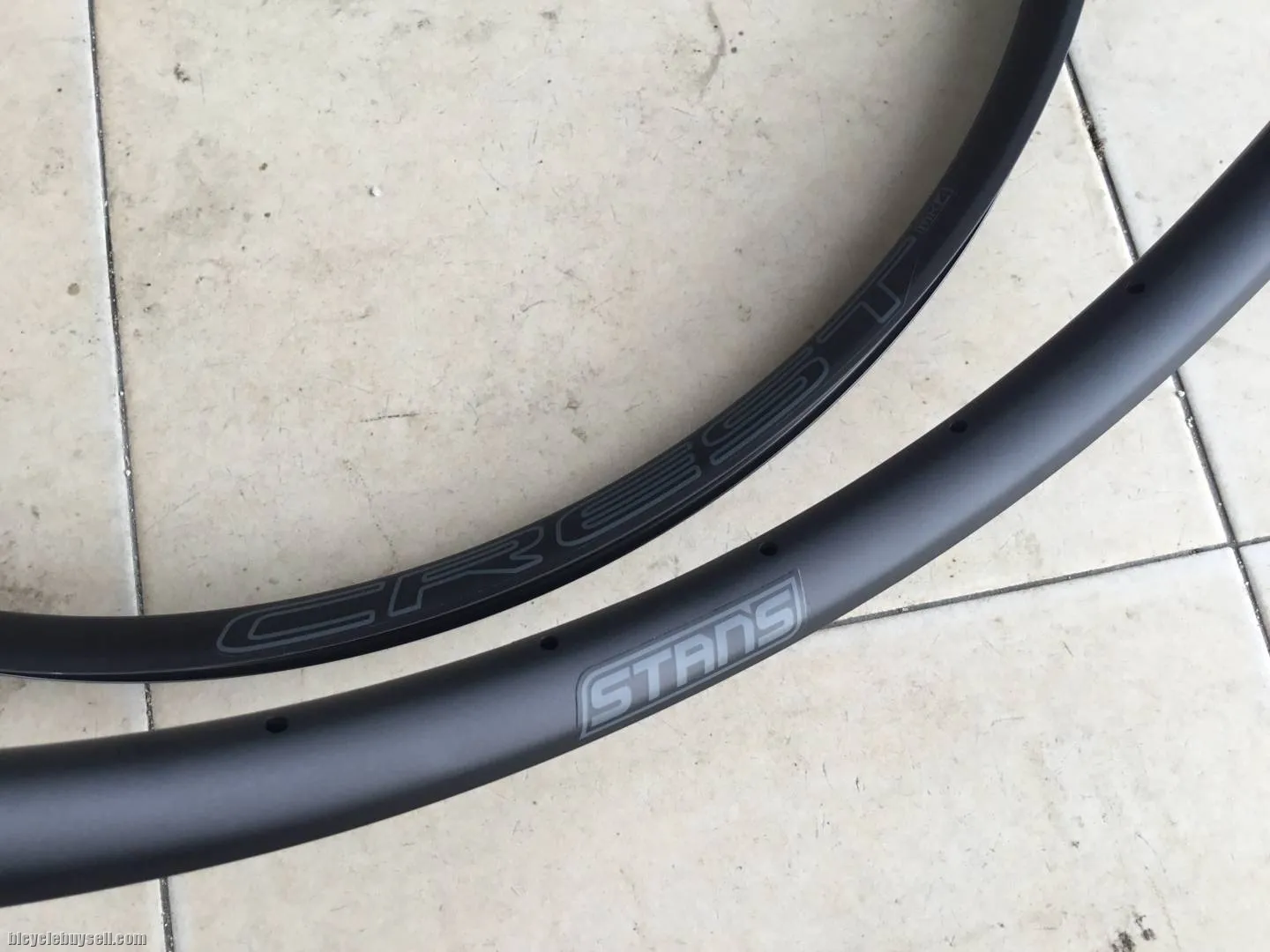 Ztr Crest MK4 27.5er 32Hole Rim - 1Set -- free courier