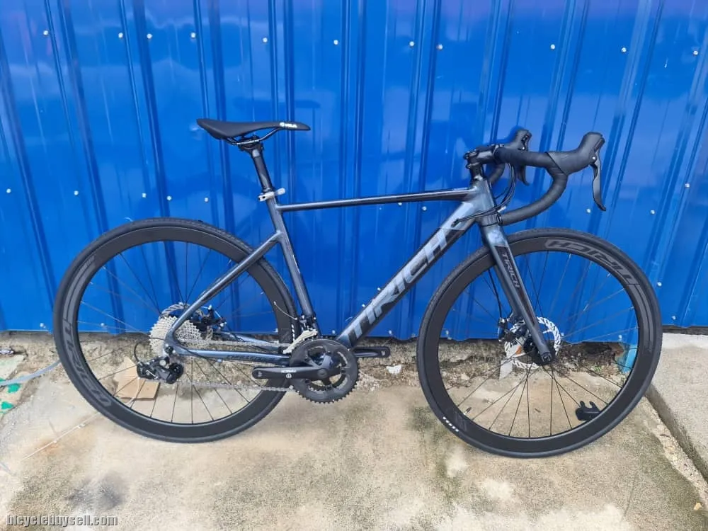Tirich Smach R10 (10 Speeds) Brand New !!!