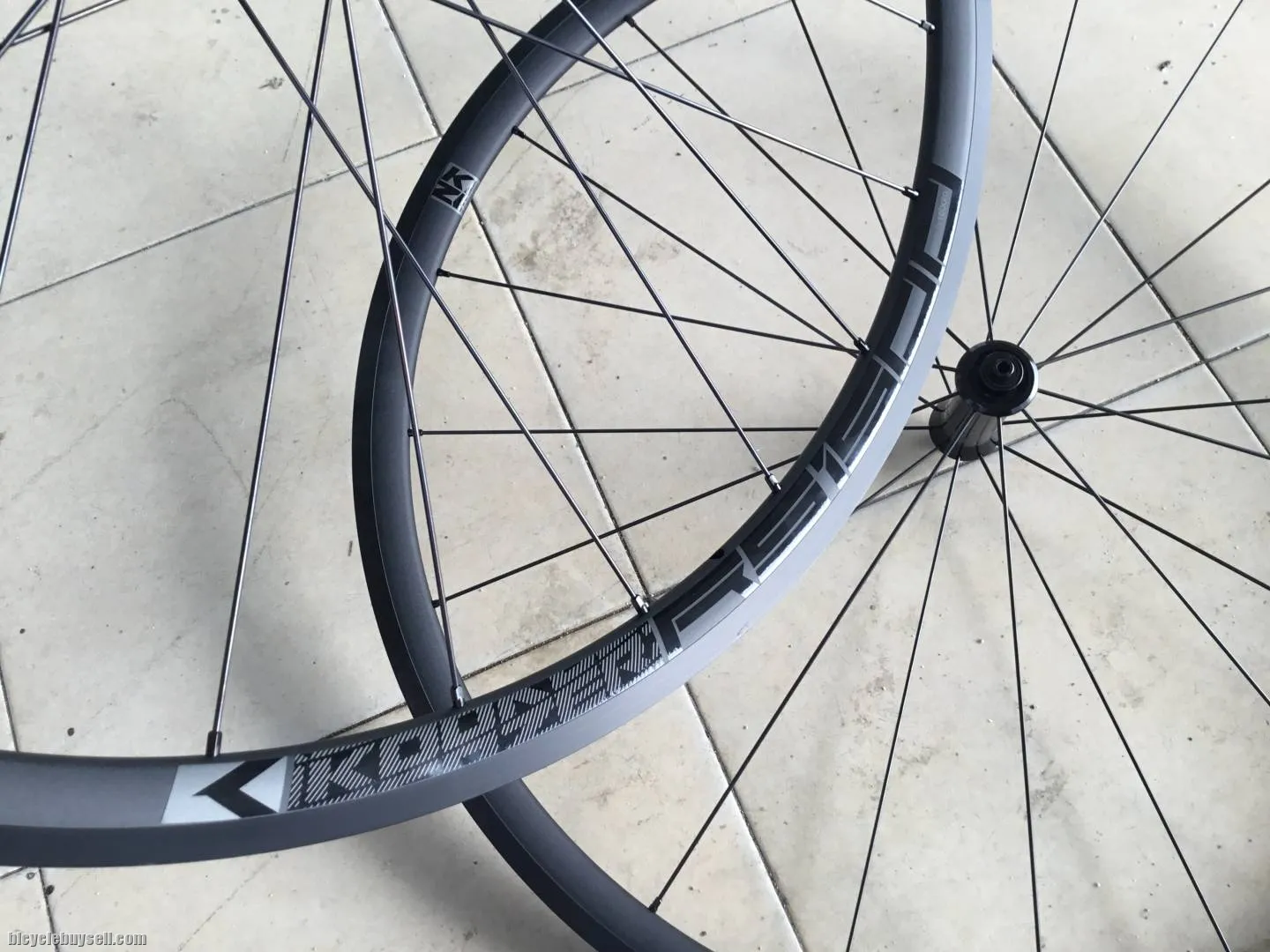 Koozer RS1500 - DT Spoke StraightPull Road Performance Clincher Wheelset - free courier