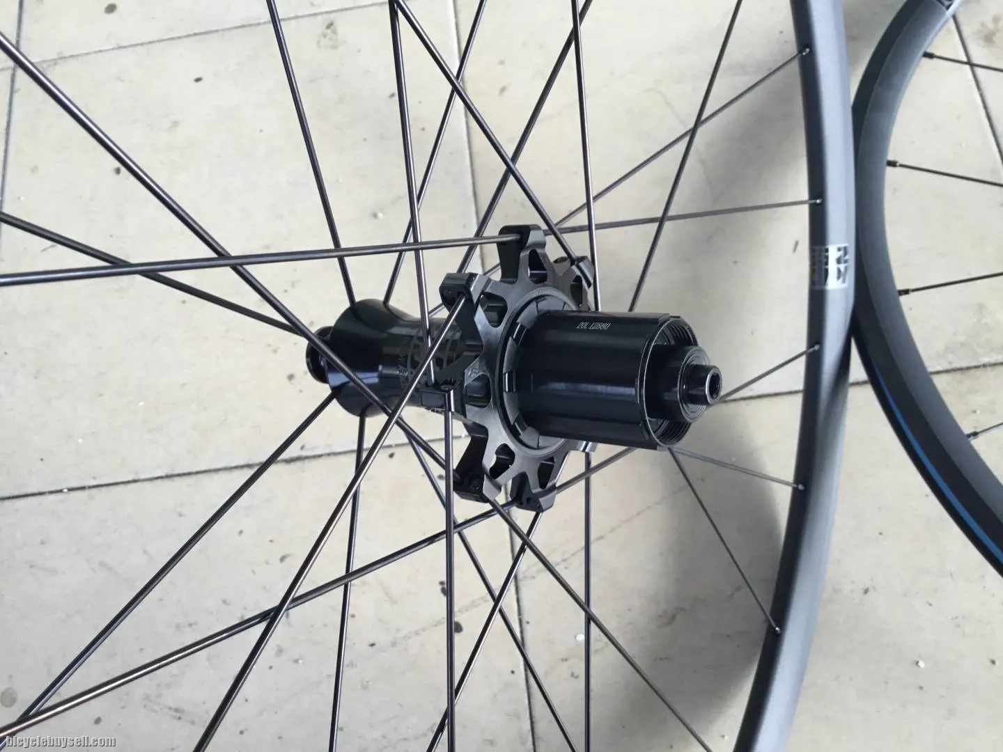 Koozer RS1500 - DT Spoke StraightPull Road Performance Clincher Wheelset - free courier
