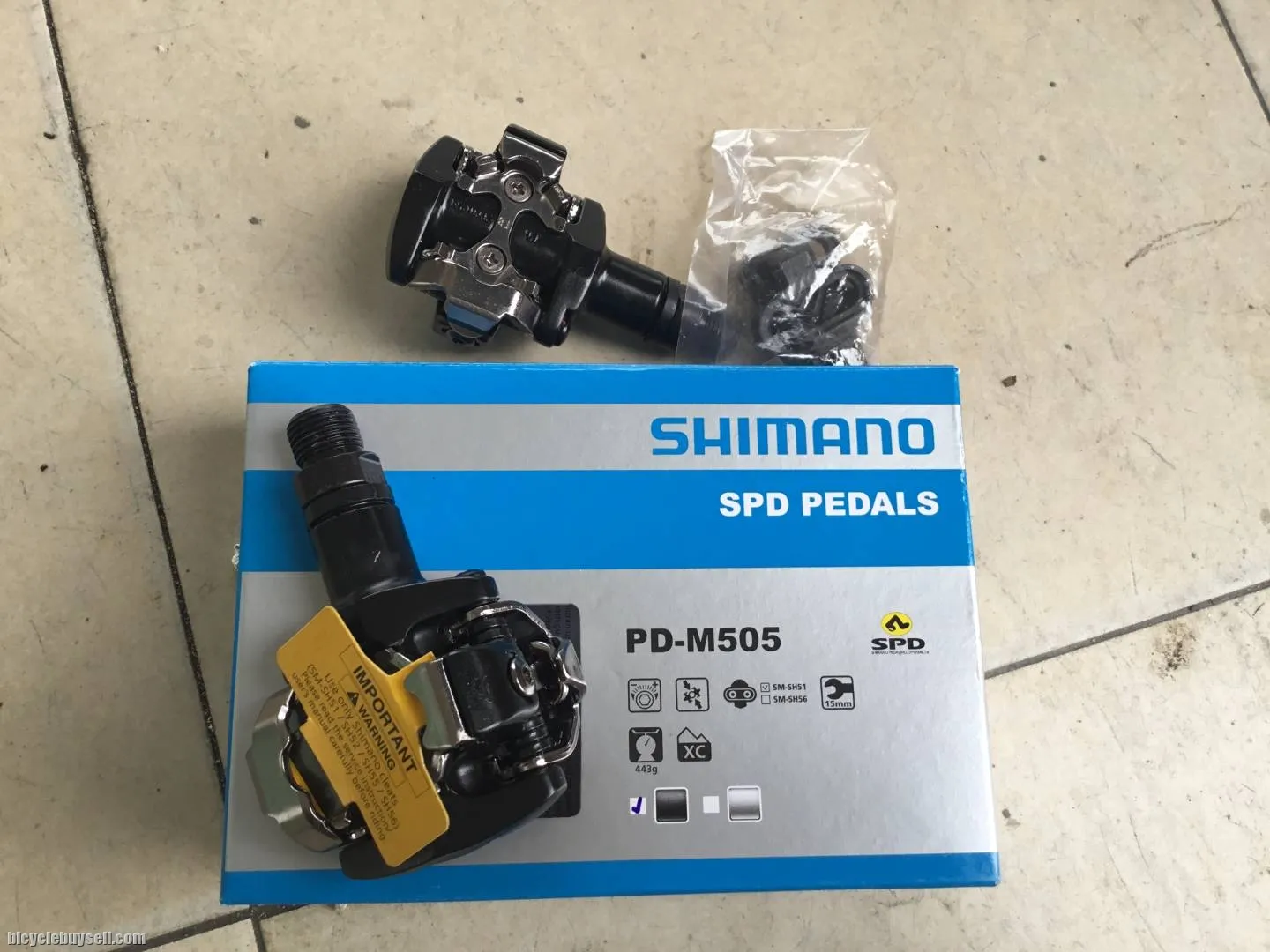 Shimano M505 Clipless Pedal With Cleat - free courier