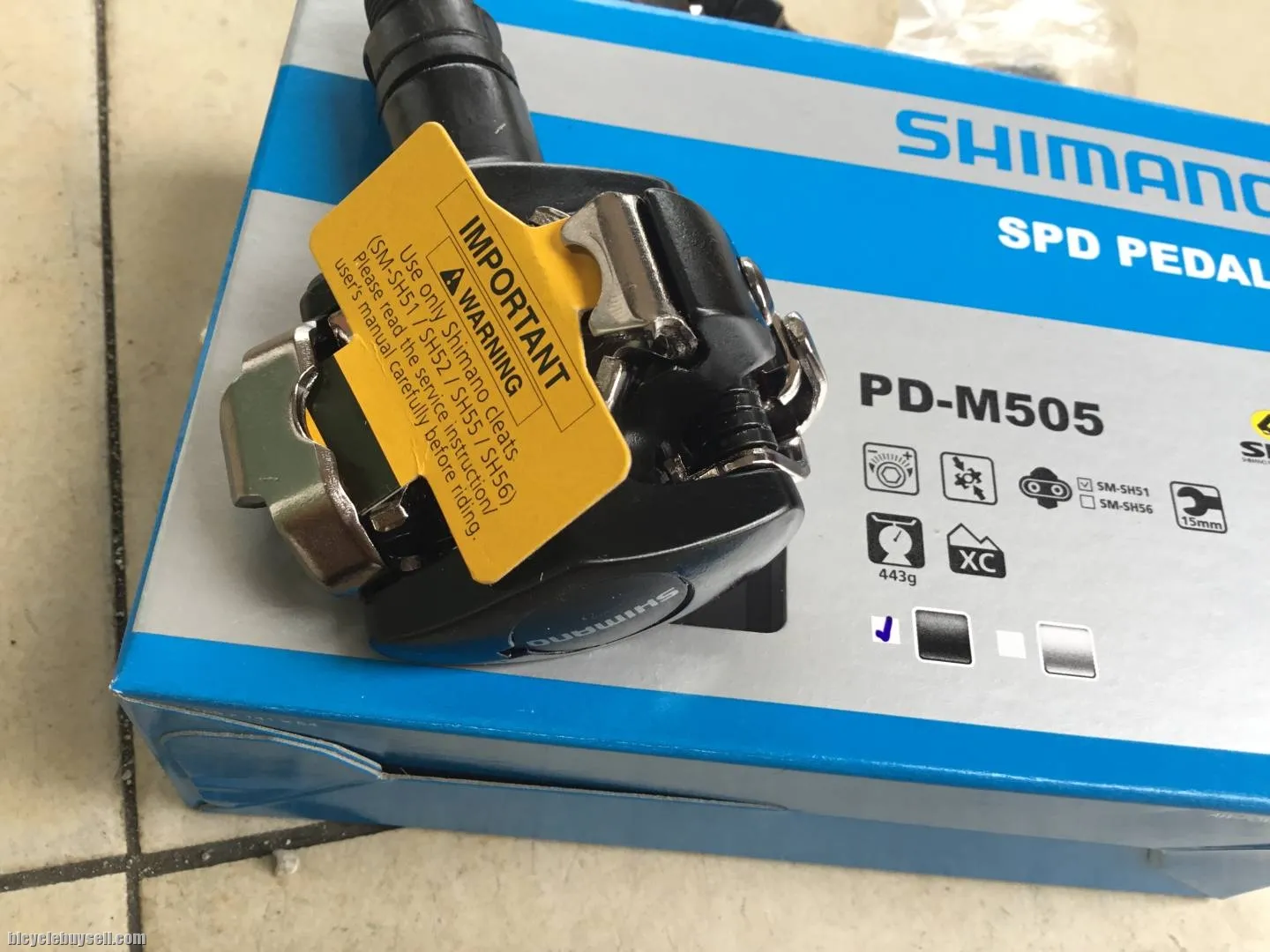 Shimano M505 Clipless Pedal With Cleat - free courier