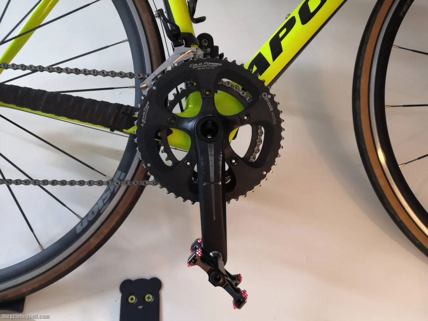Apollo Carbon Road bike