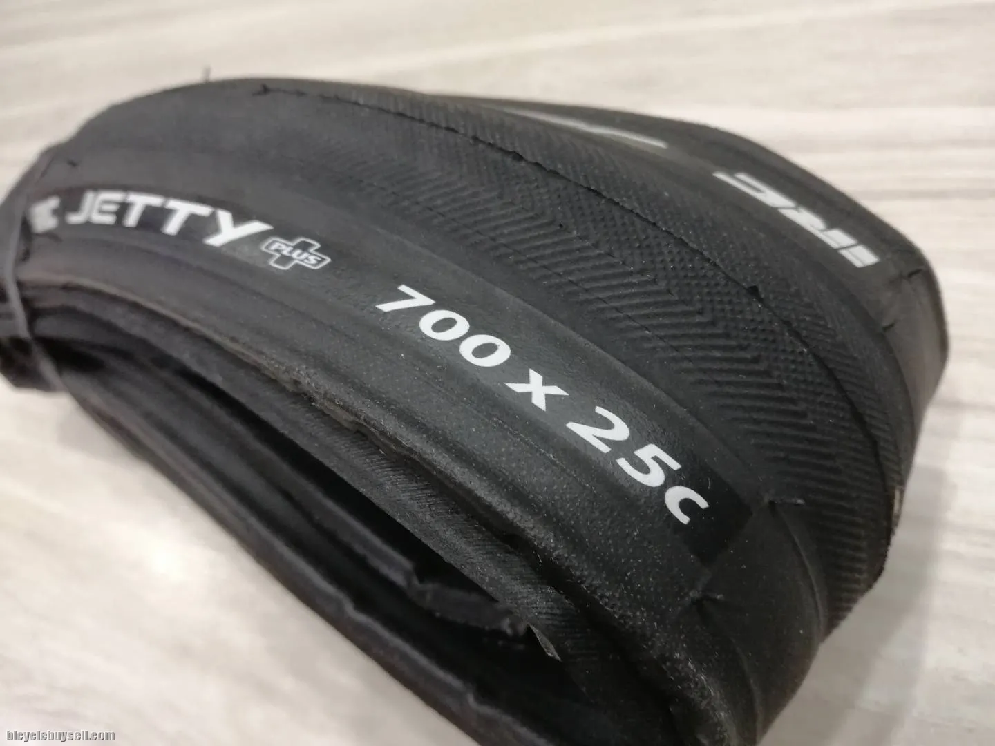 IRC Jetty Plus Road Tire 700 x 25c