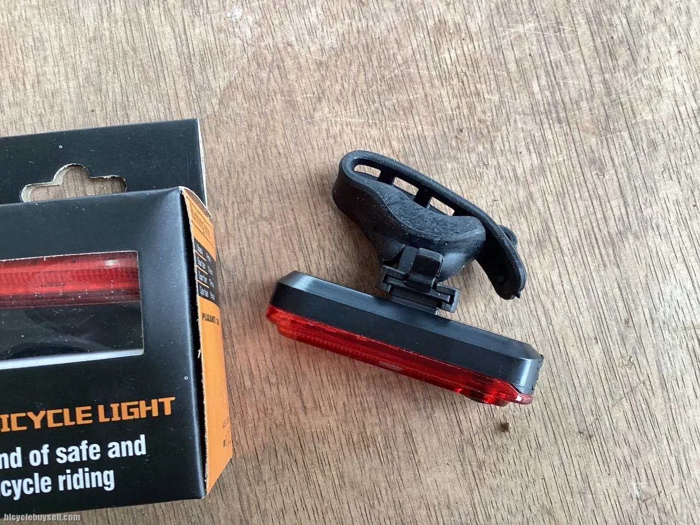 Volcano Rechargeable Rear Blink Light - free courier