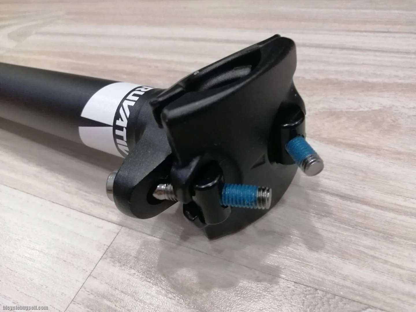Truvativ Stylo T30 27.2 x 350mm Seatpost