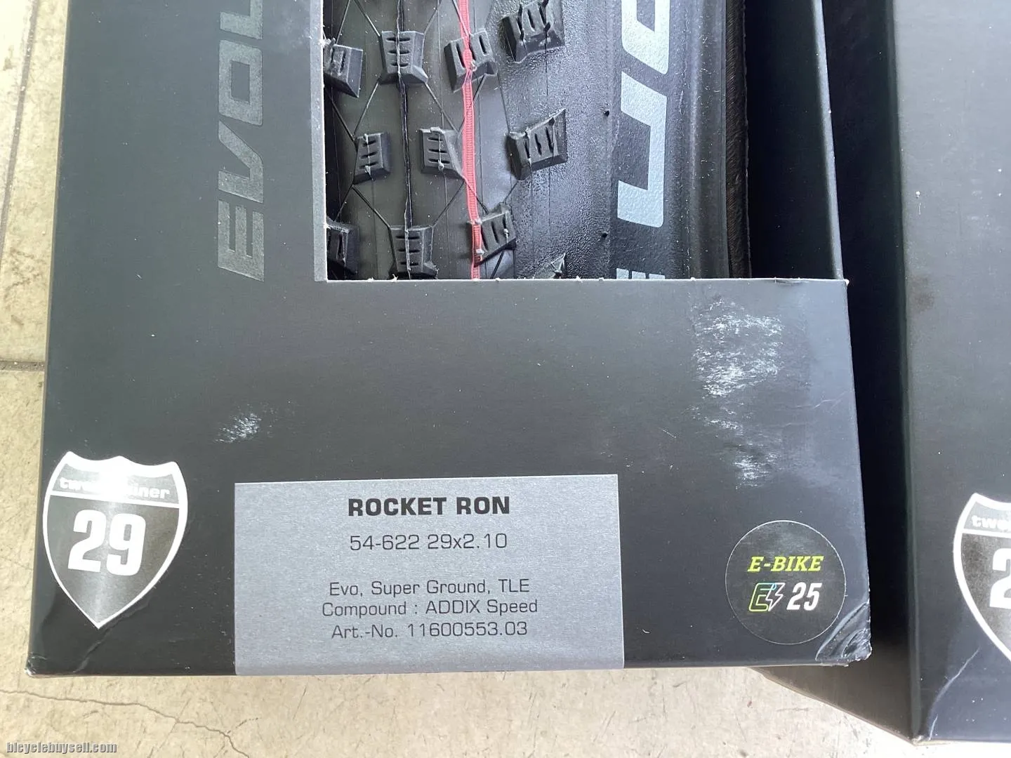 Schwalbe Rocket Ron ADDIX/Super Ground 29/2.1-1pair -- free courier