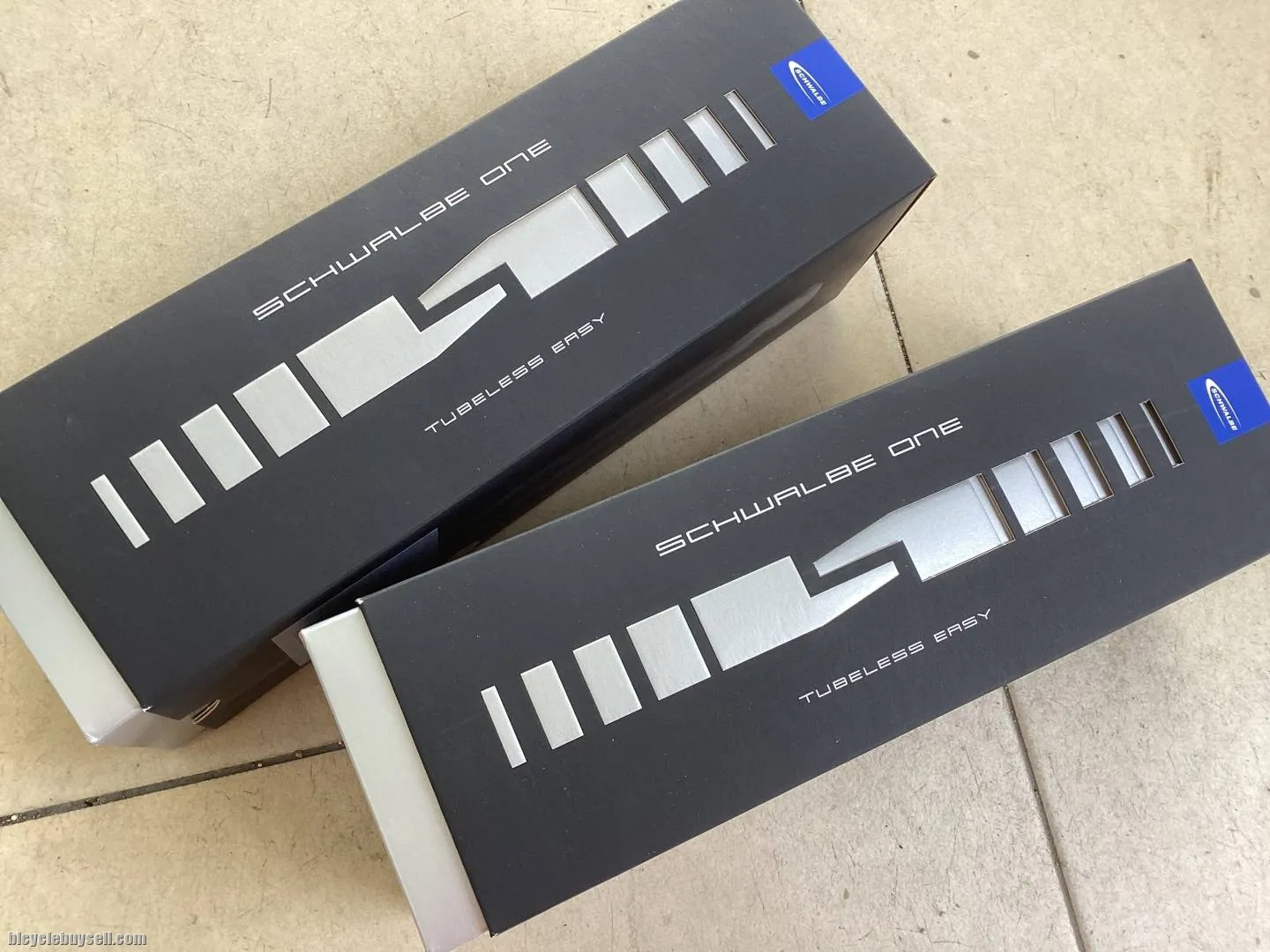 Schwalbe One MicroSkin Tubeless 25c - 1set - free courier