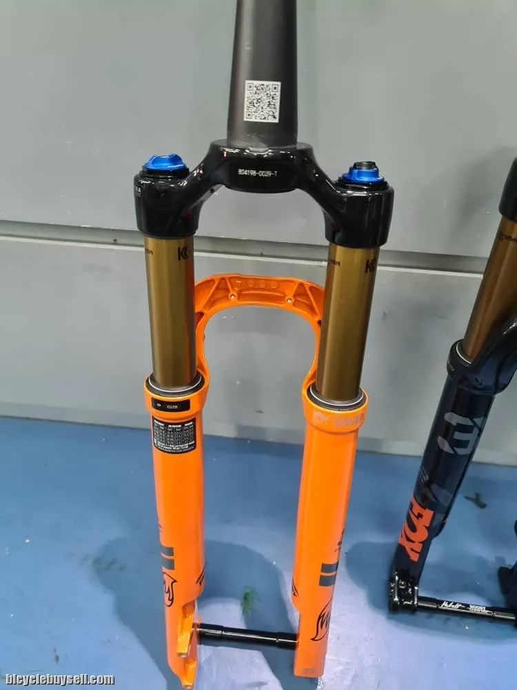 Fox Factory SC32 Series Step Cast { -BOOST- } (110mm) 2023 (1.3kg)