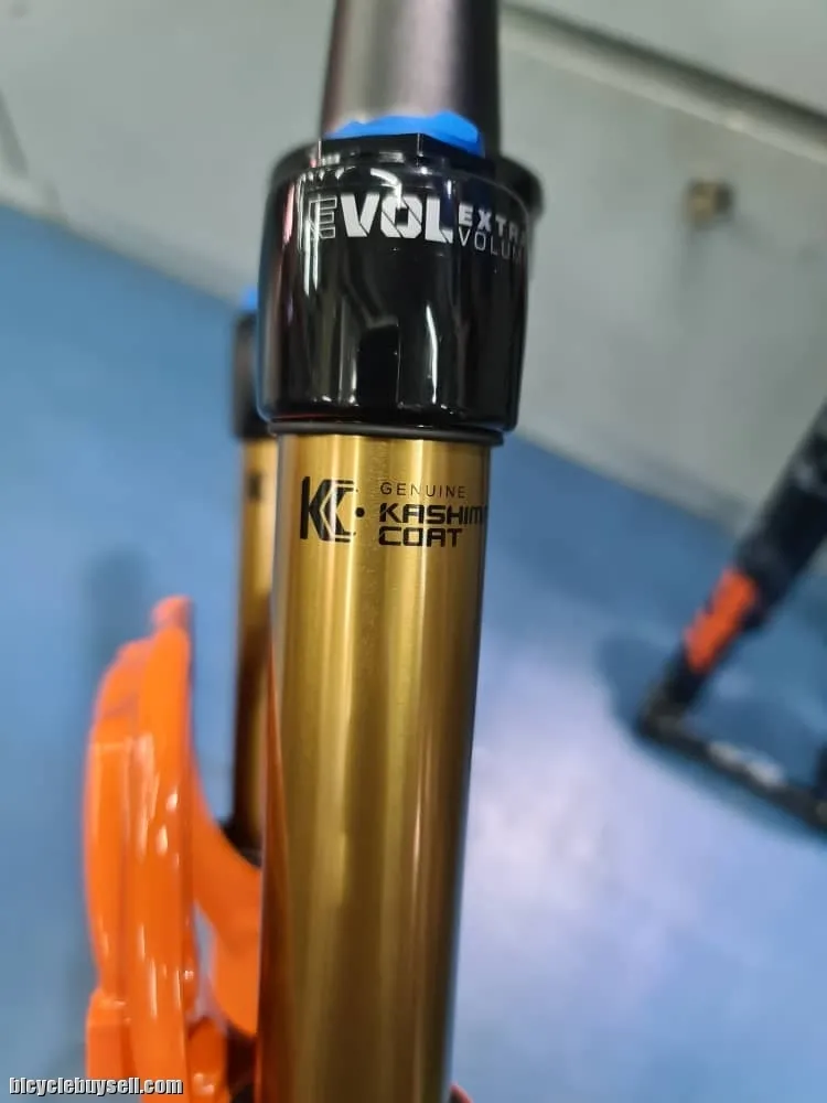 Fox Factory SC32 Series Step Cast { -BOOST- } (110mm) 2023 (1.3kg)