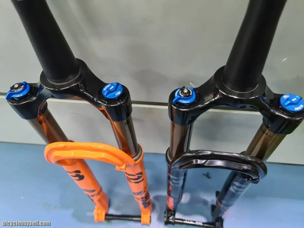Fox Factory SC32 Series Step Cast { -BOOST- } (110mm) 2023 (1.3kg)