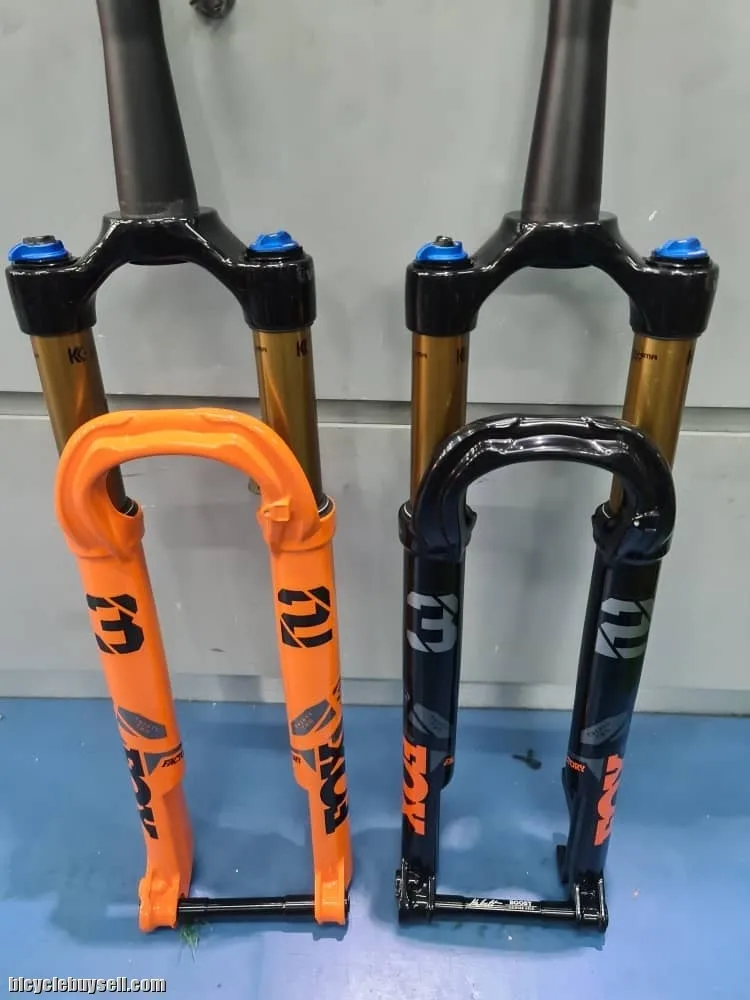 Fox Factory SC32 Series Step Cast { -BOOST- } (110mm) 2023 (1.3kg)