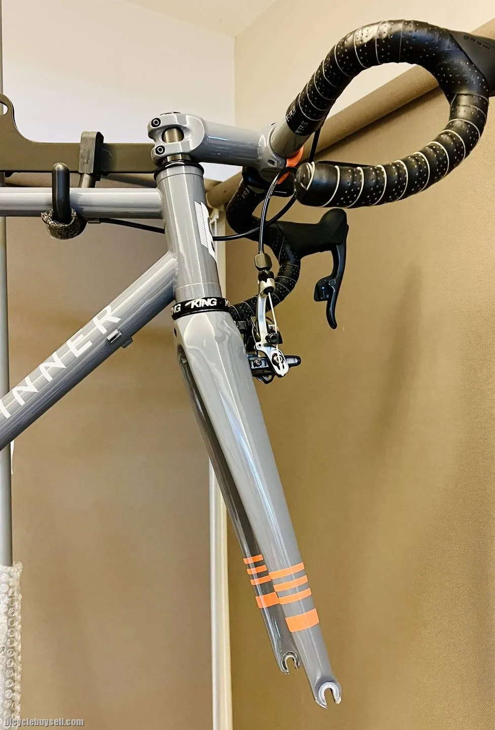 Good Condition Stinner Gibraltar Steel Frame Size 52 Hand Built in the USA (Custom Colour)