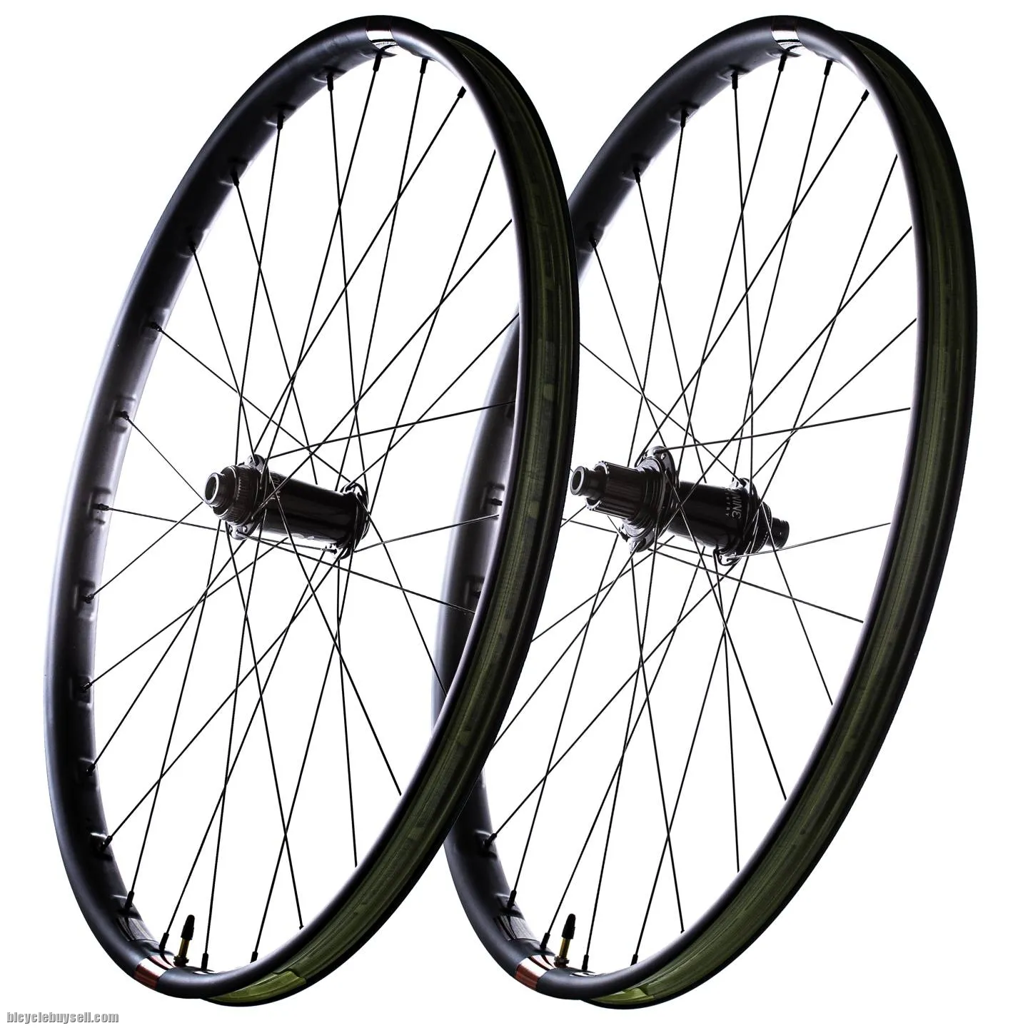 29" Santa Cruz I9 29/RSV 30 V2 110x148 MS CL Reserve Wheel set (for Shimano 12 Spd Center Lock)