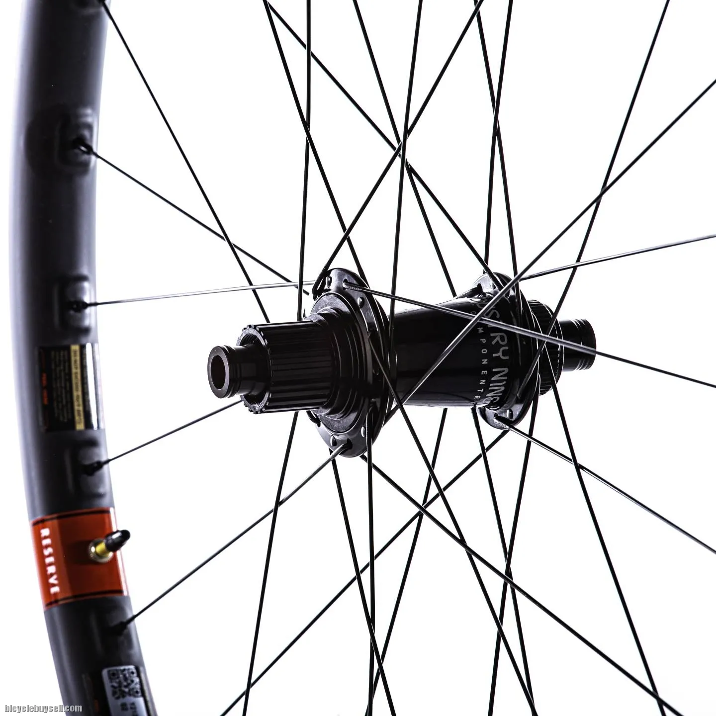 29" Santa Cruz I9 29/RSV 30 V2 110x148 MS CL Reserve Wheel set (for Shimano 12 Spd Center Lock)