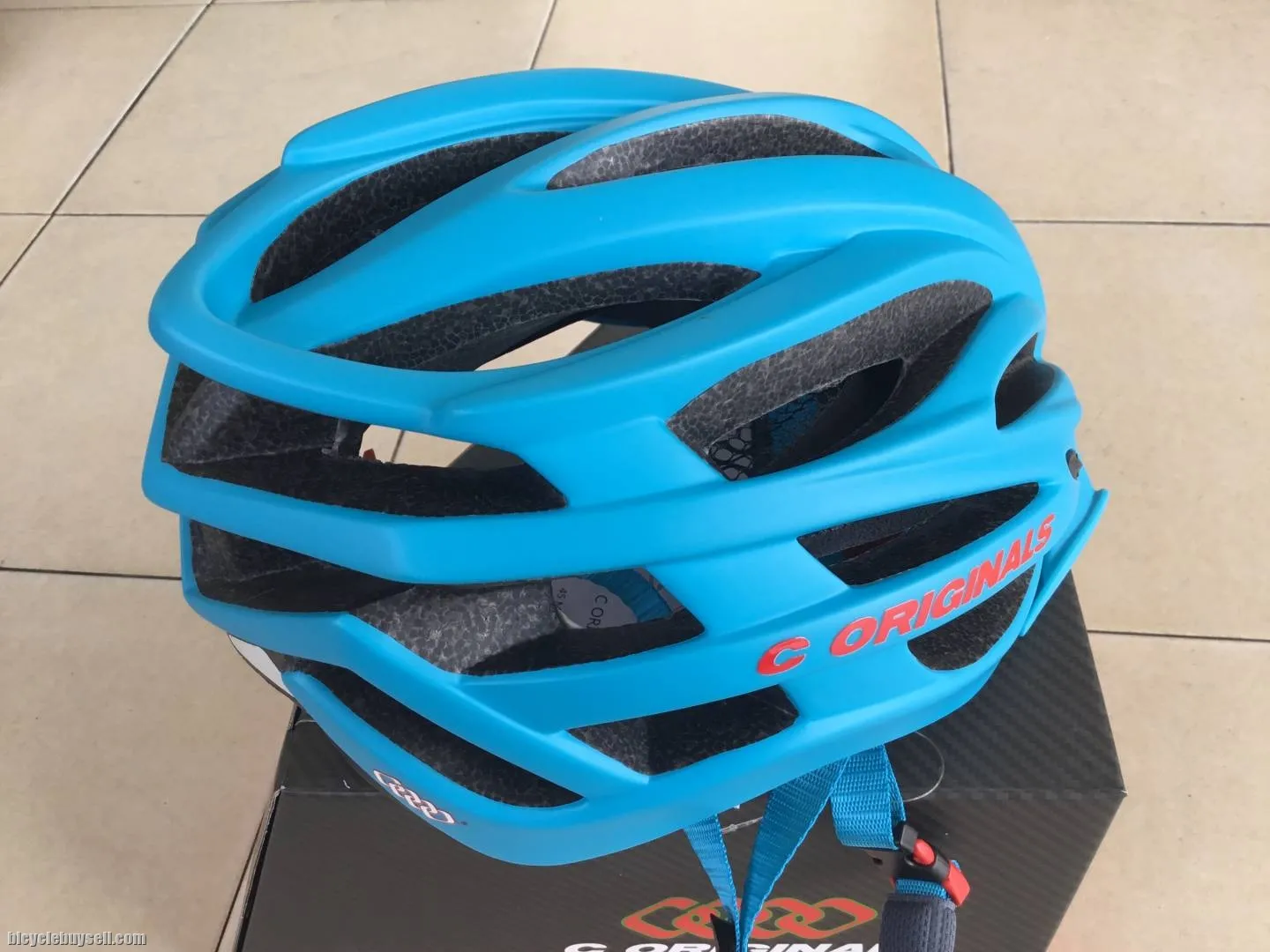 C Originals G1207 Pro Helmet 58-62cm -- free courier