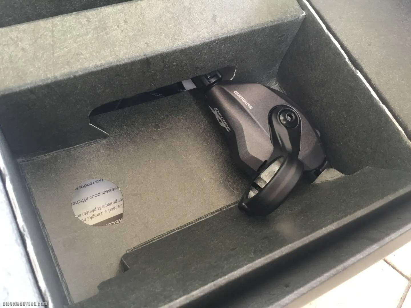 Shimano XT M8100 Shifter (R) 12speed - free courier