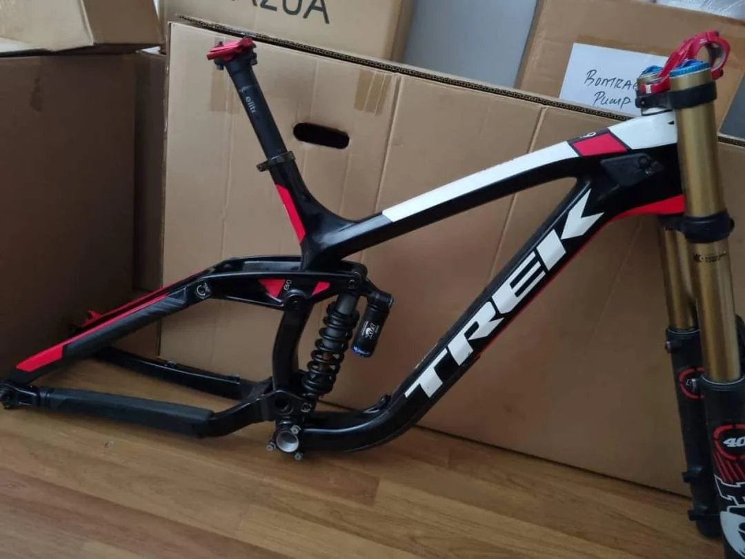 Trek Session 9.9 Team Issue Trek World Racing DH Carbon