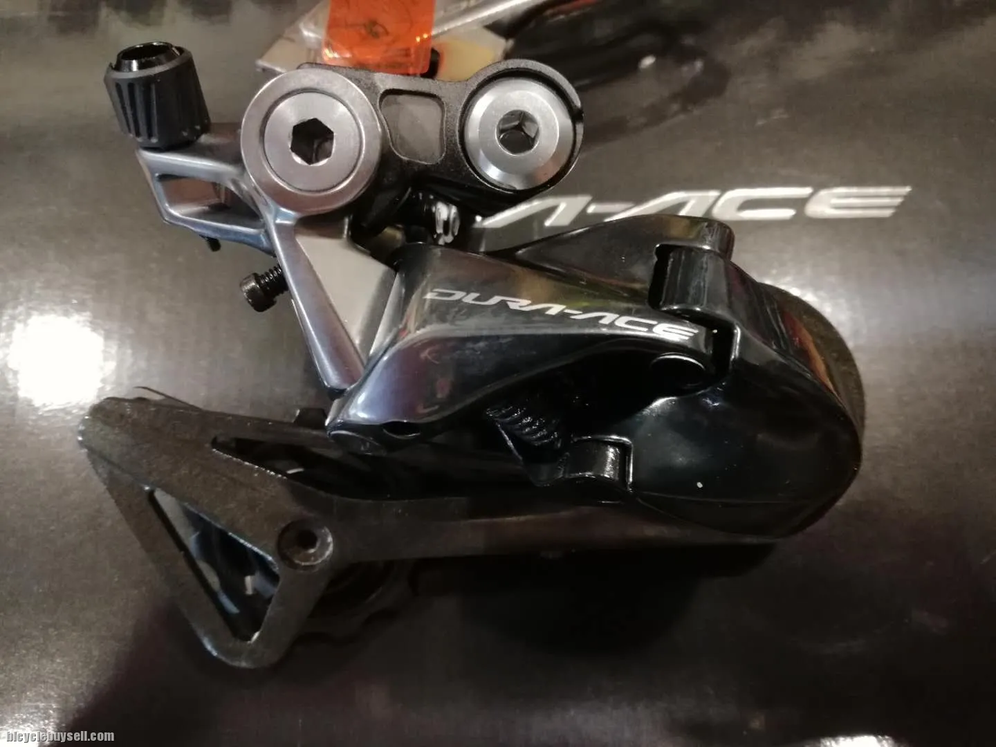 SHIMANO DURA ACE R9100 - RD