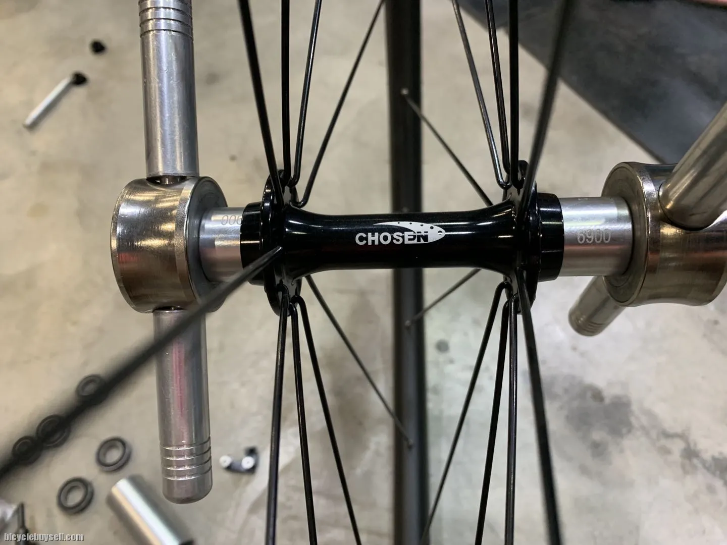 CEMA CERAMIC BEARINGS ( MACHINE 11 CARBON WHEELSET WITH CHOOSEN HUB)