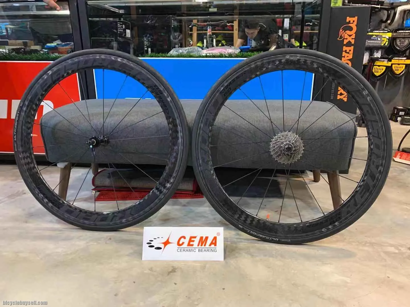 CEMA CERAMIC BEARINGS ( RETROSPEC CARBON WHEELSET )