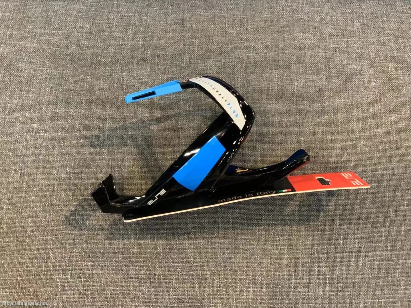 ELITE CUSTOM RACE PLUS BOTTLE CAGE