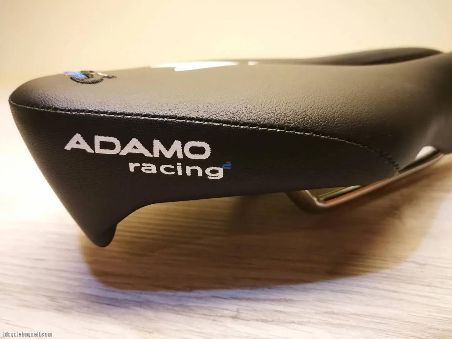 ISM Adamo Racing Split Nose Road Triathlon TT Multisport Bicycle Bike Seat Saddle