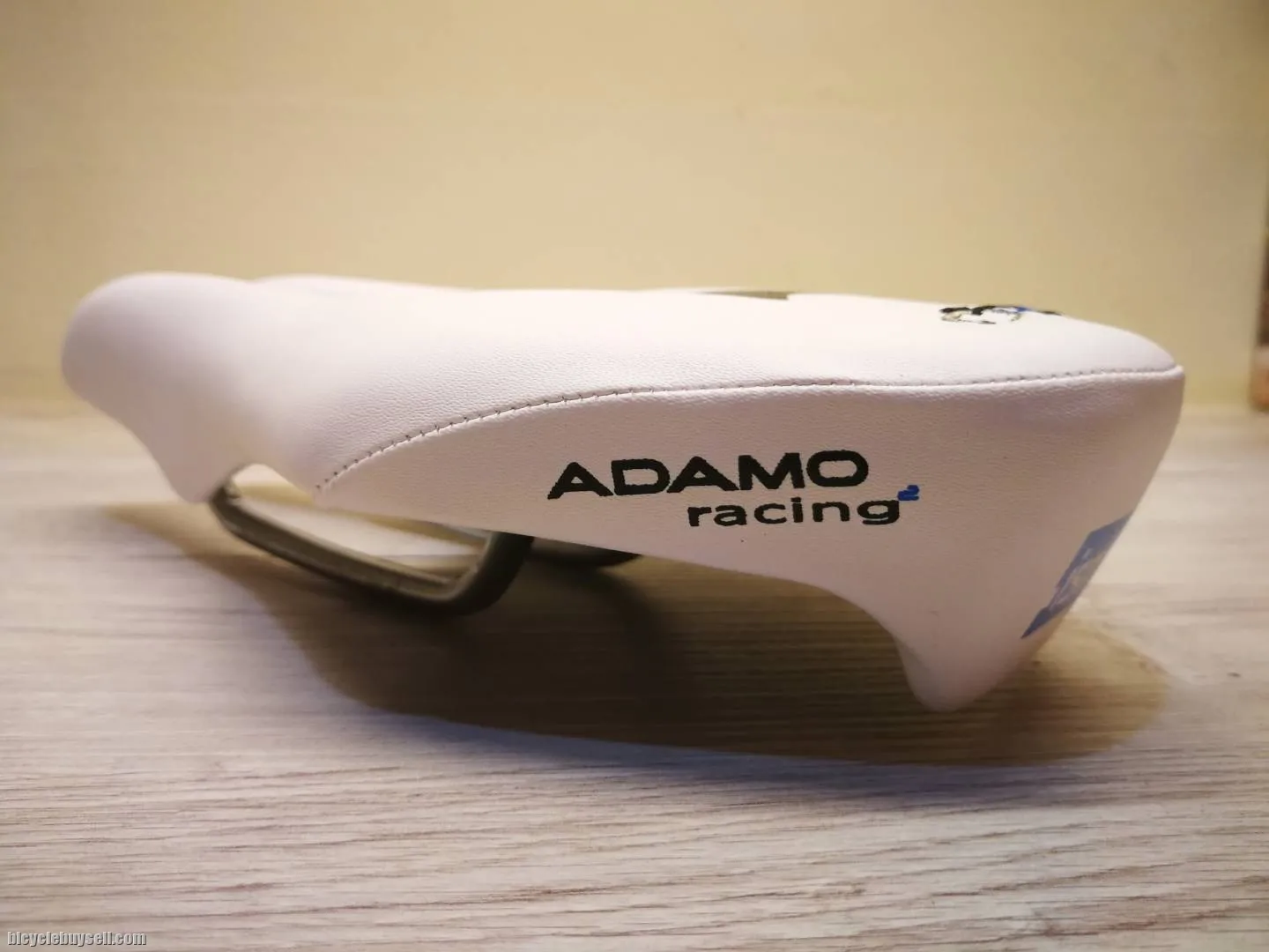 ISM Adamo Racing Split Nose Road Triathlon TT Multisport Bicycle Bike Seat Saddle