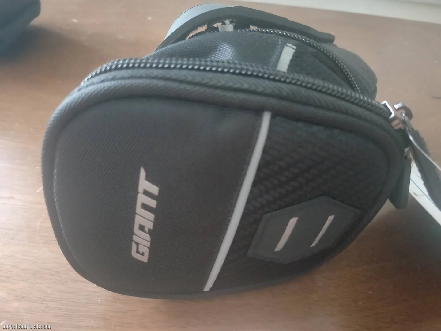 Giant 2021 Saddle Bag Design Black