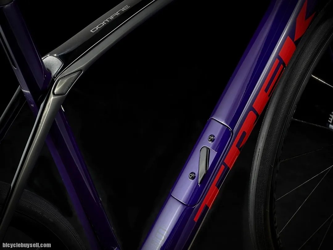 2023 TREK DOMANE SL 6 DISC !