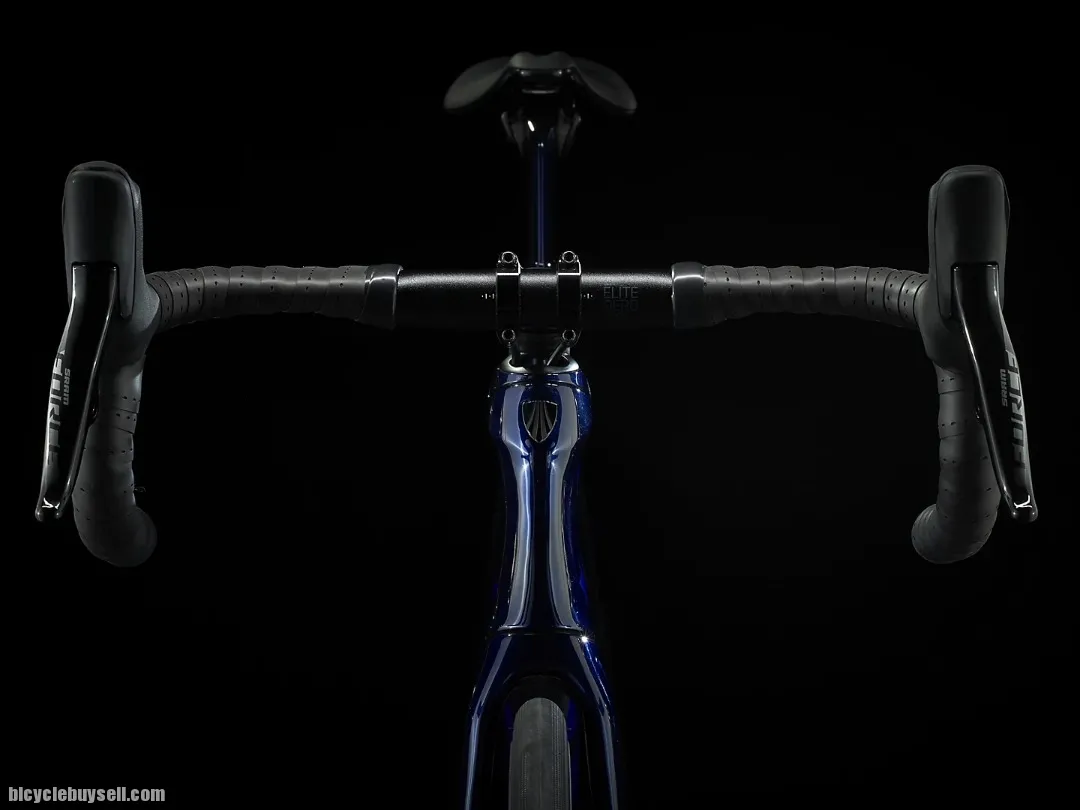 2022 TREK MADONE SL 7 E-TAP READY STOCK !