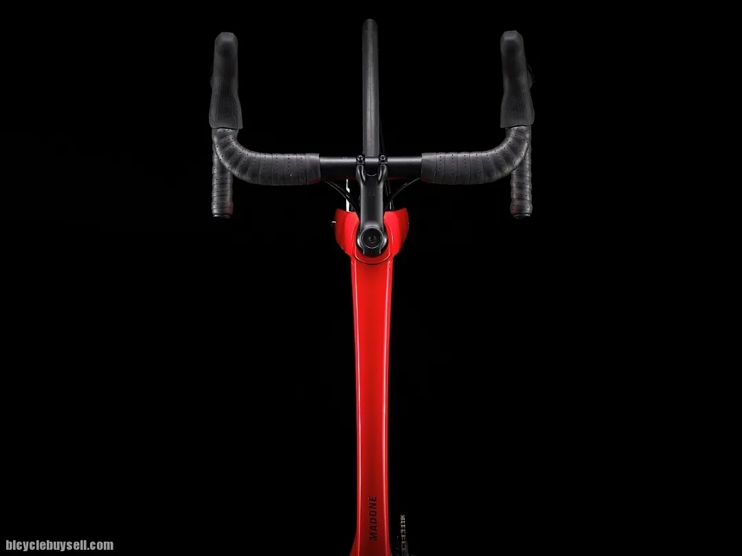 2022 TREK MADONE SL 6 DISC !