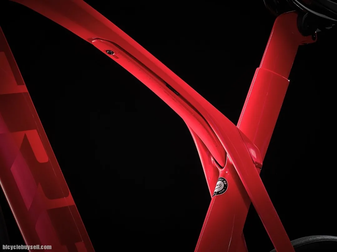 2022 TREK MADONE SL 6 DISC !