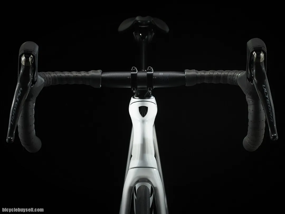 2022 TREK MADONE SL 6 DISC !