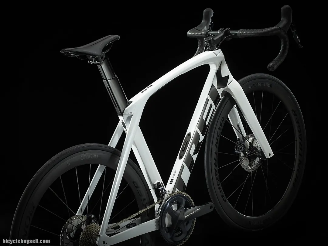 2022 TREK MADONE SL 6 DISC !