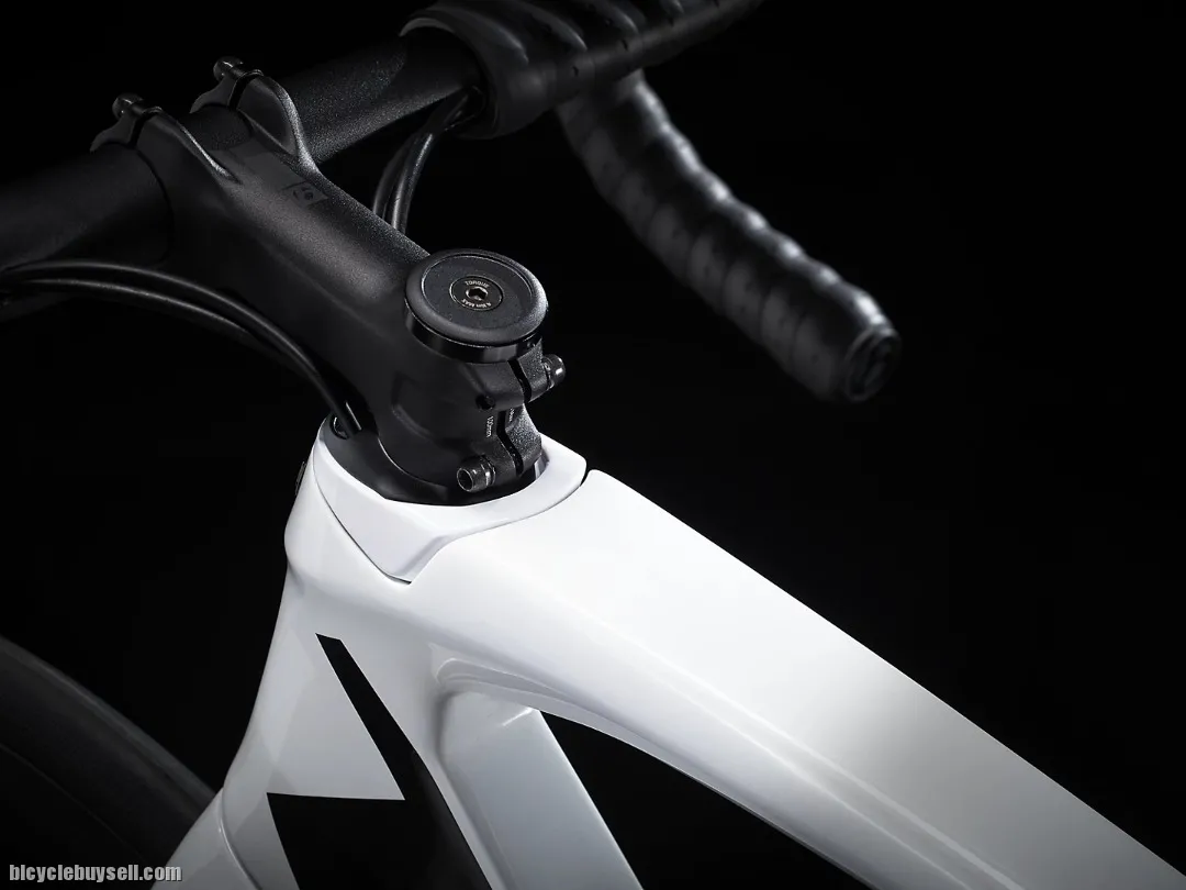 2022 TREK MADONE SL 6 DISC !