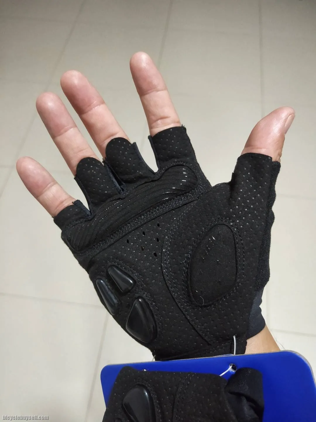 Giant Eins Series Half finger gloves - Black Gel Padding