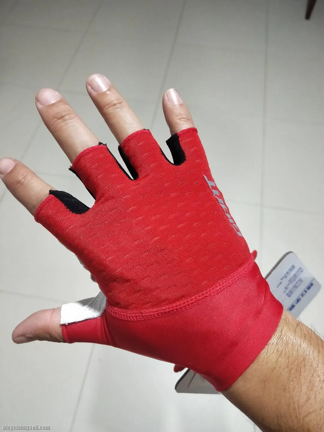 Giant Gallop Series Premium Cycling Gloves Half Finger in Red and Black Color Options Gel Padding